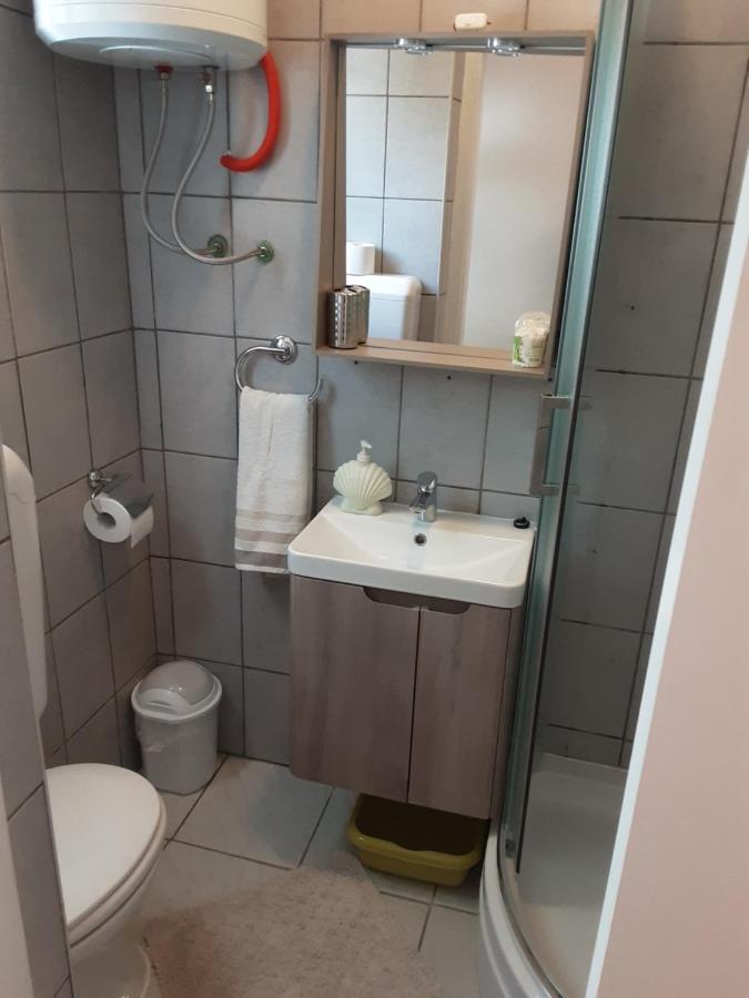 Apartment Vesna Milna  Eksteriør billede