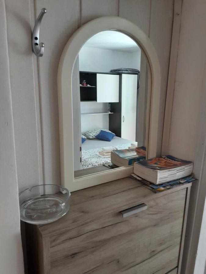 Apartment Vesna Milna  Eksteriør billede